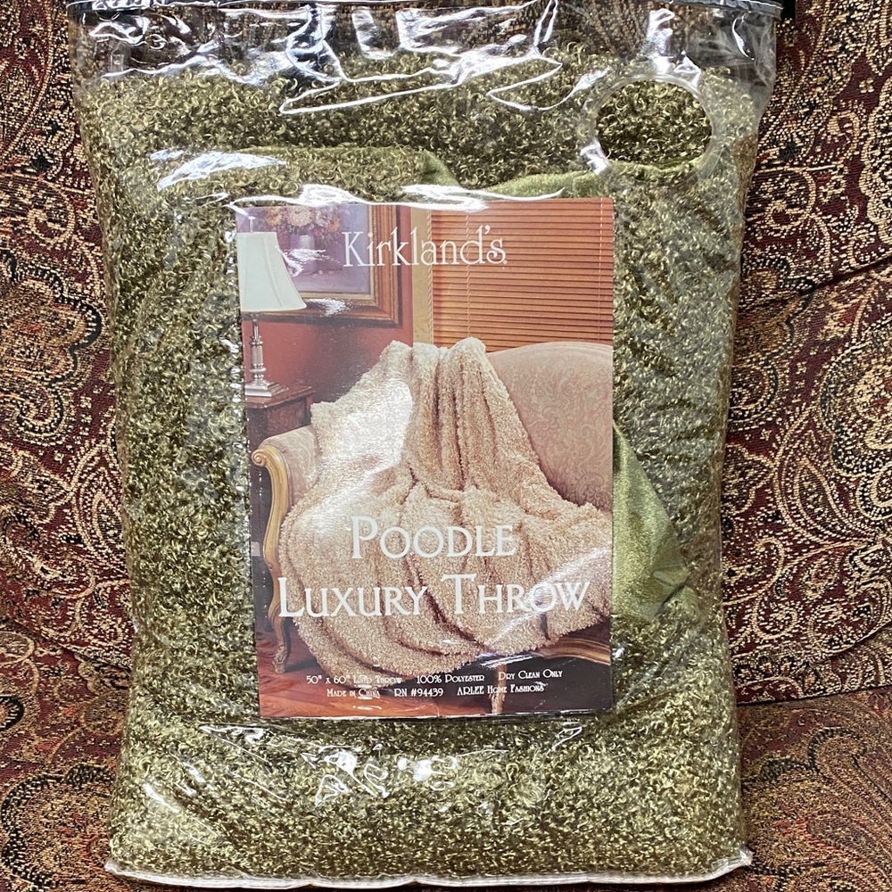 Kirklands Poodle Luxury Throw - Green
